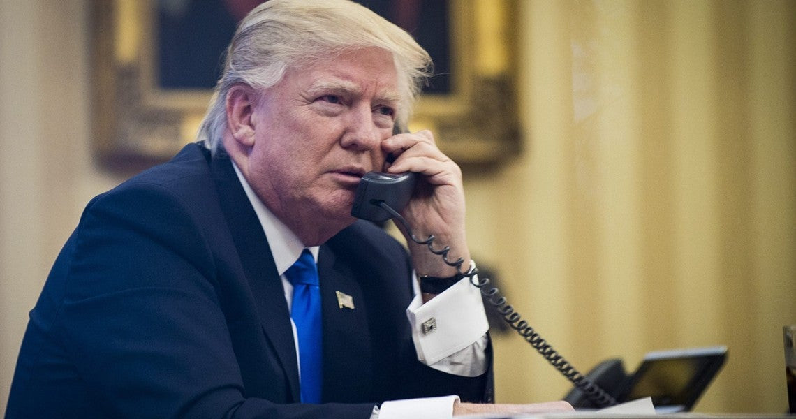 Το FBI υπέκλεπτε συνομιλίες του επικεφαλής της εκστρατείας του Τραμπ